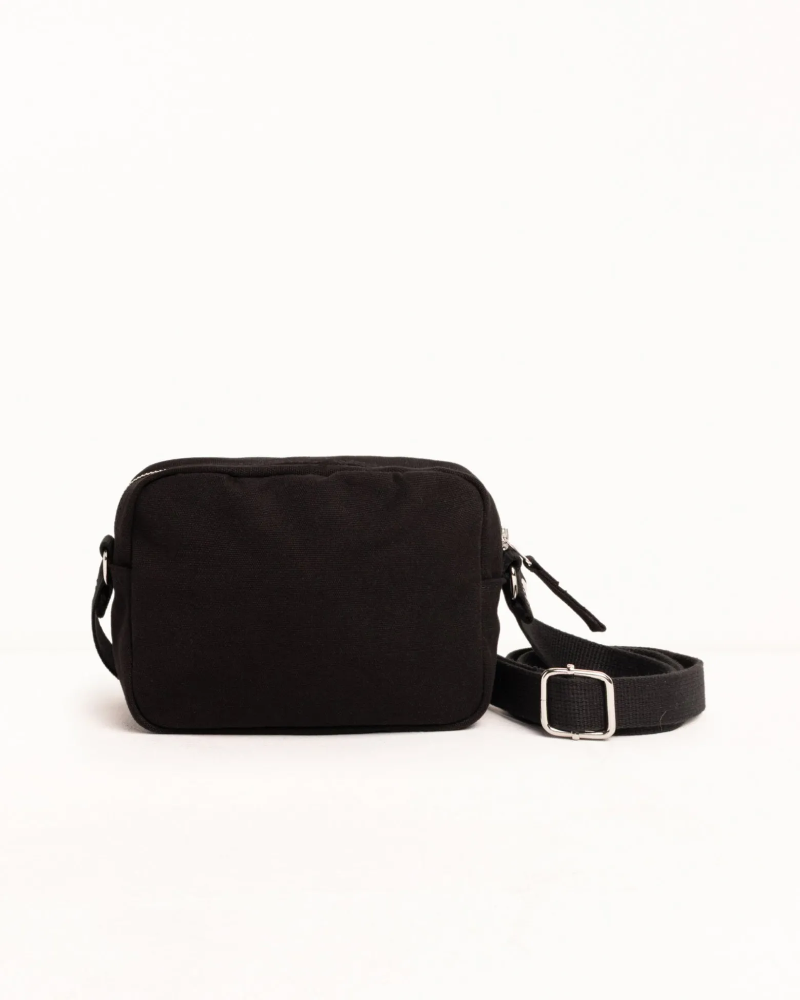 CANVAS POUCH
