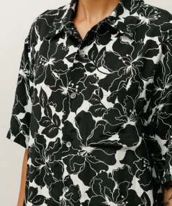 FLORAL HAWAIIAN SHIRT