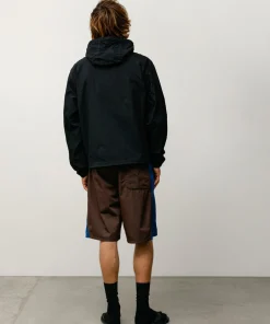LIGHTWEIGHT HOODED JACKET
