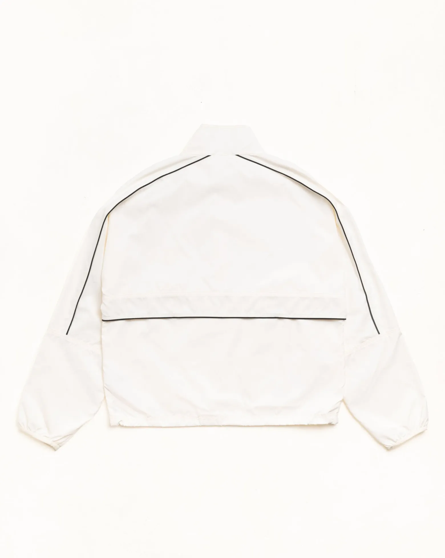 LIGHTWEIGHT PULLOVER JACKET
