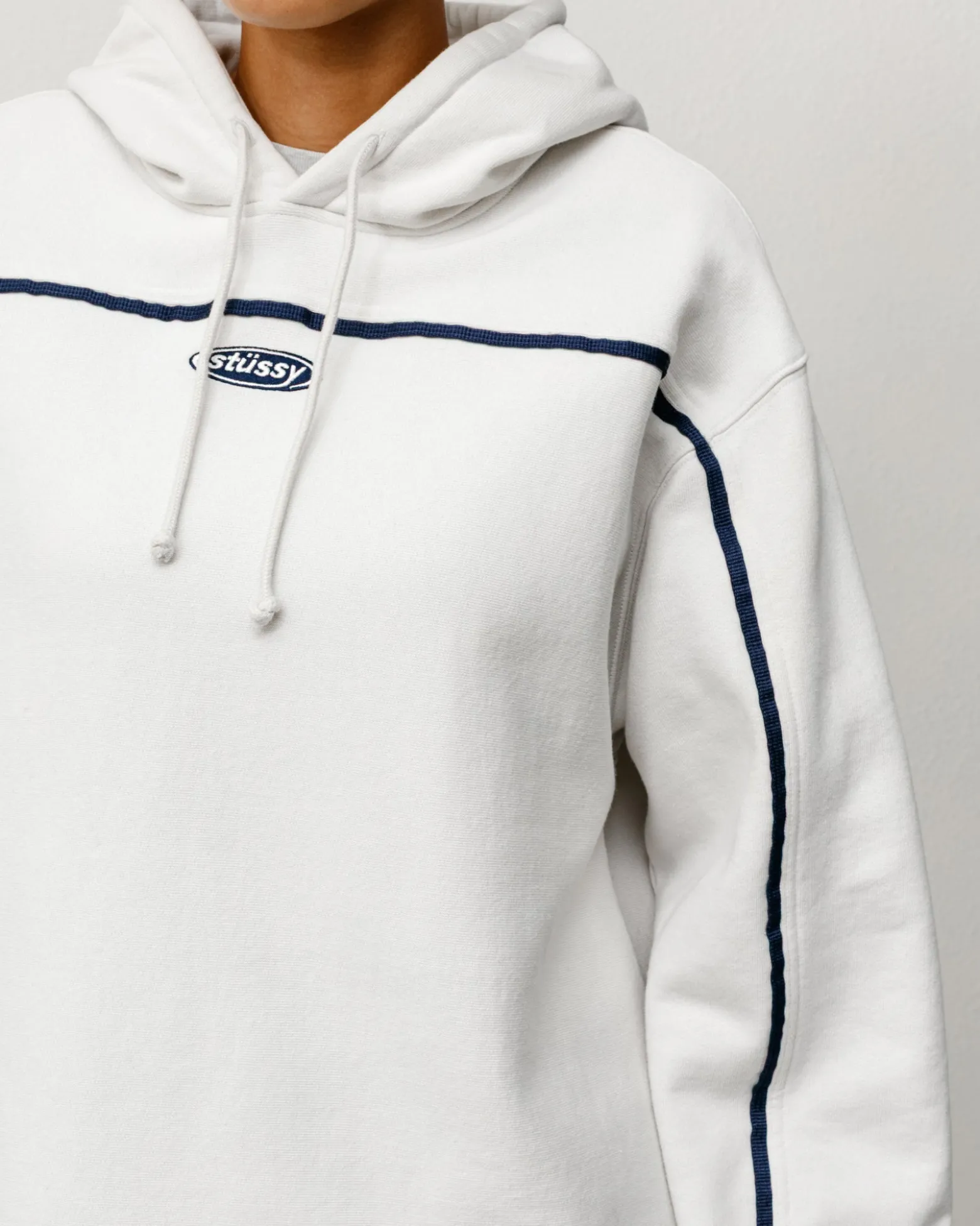 OVAL PULLOVER HOODIE