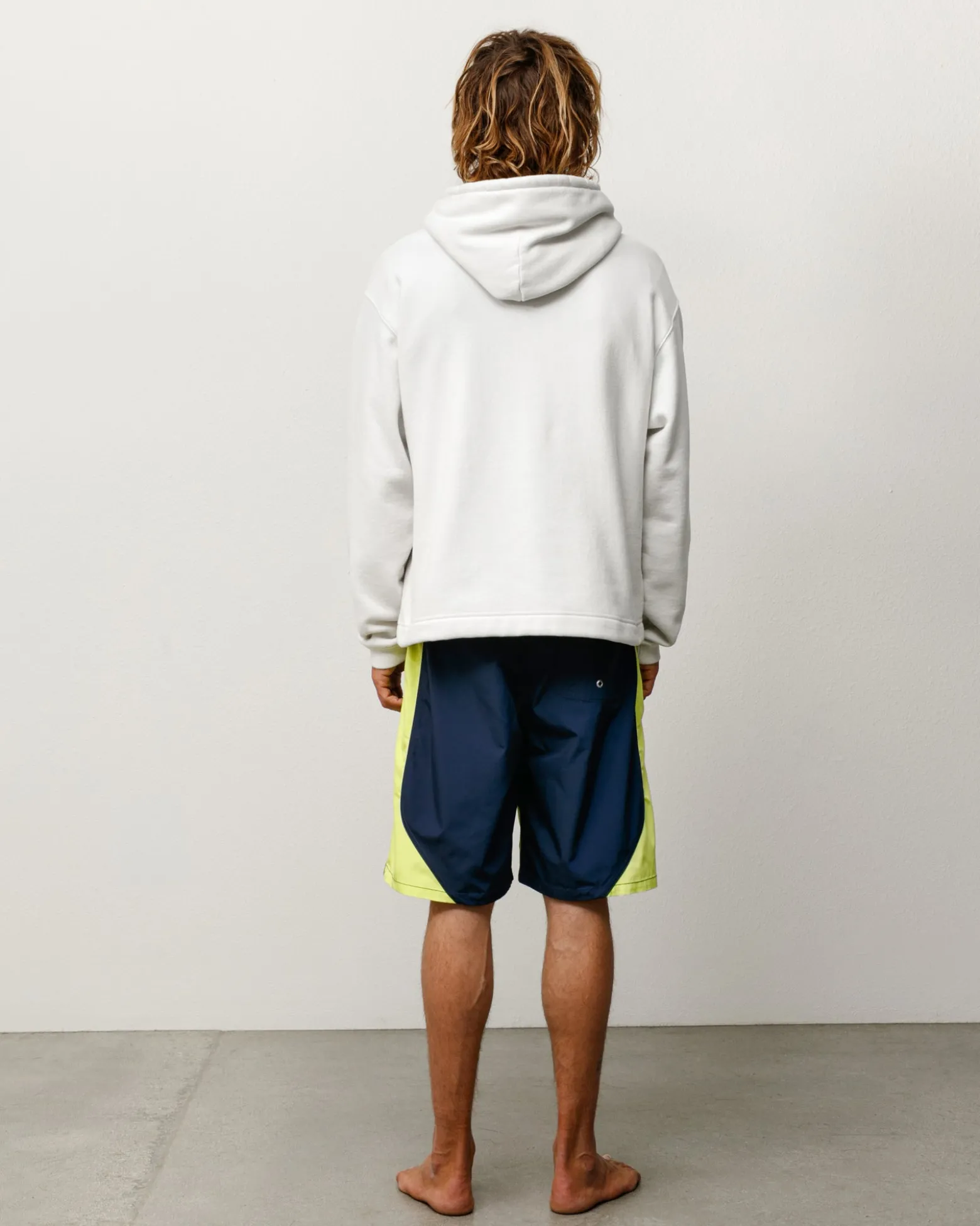 OVAL PULLOVER HOODIE