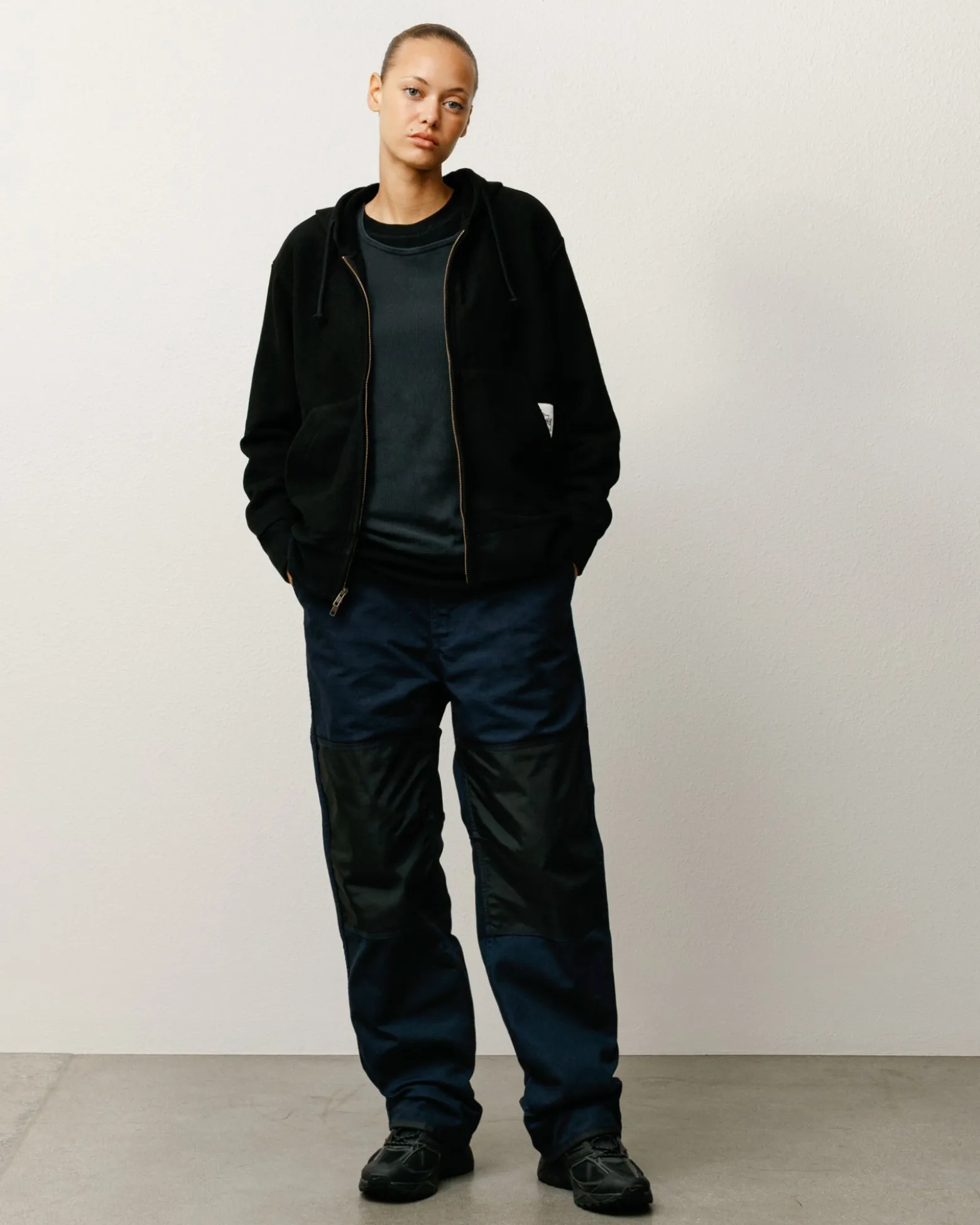 PATCH ZIP KNIT HOODIE