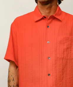PLEATED TEXTURED SHIRT