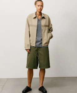SURPLUS SHORT