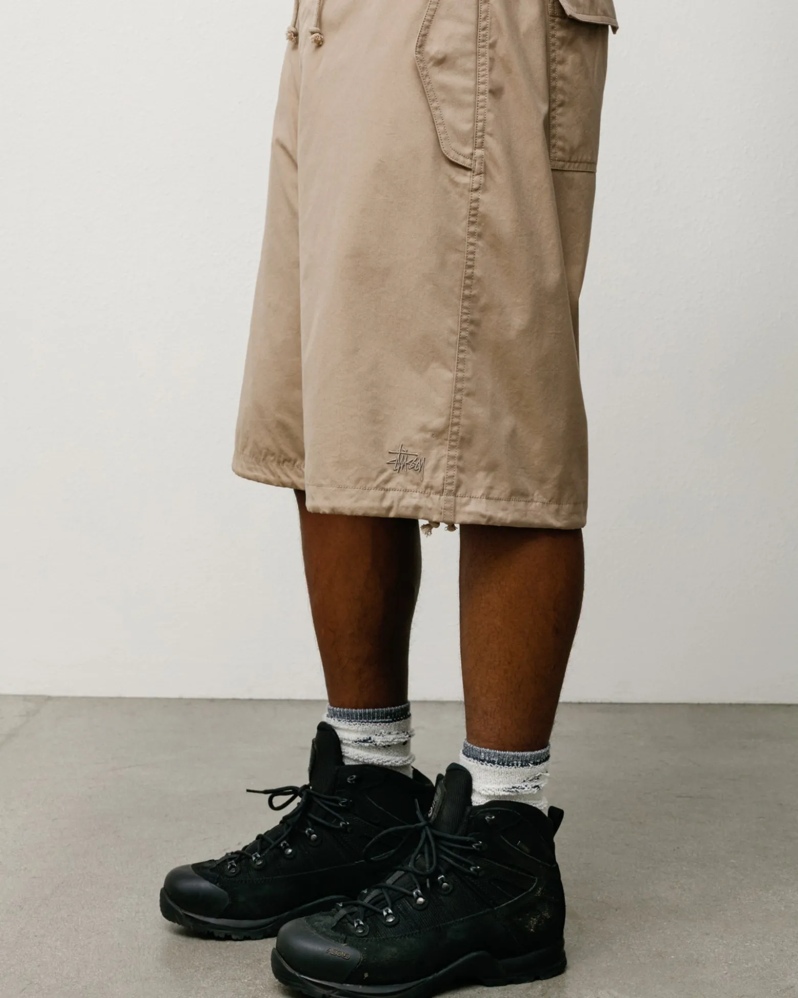 SURPLUS SHORT